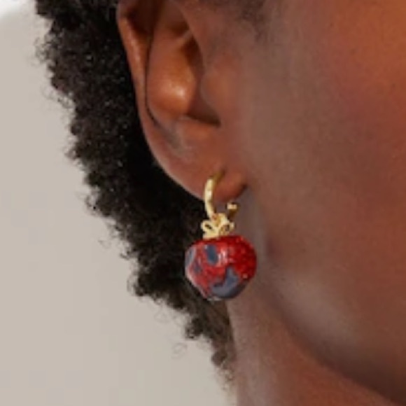 Coach x Disney Villains Evil Queen Poison Apple Huggie Earrings in Gold/Red - Picture 3 of 5